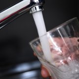 On ne peut pas se permettre de mettre des milliards dans l'approvisionnement énergétique sans mettre quelques millions pour sécuriser l'eau de notre robinet, estime OIKEN (archives).